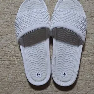 Premium Photo | Flip flop sandals Premium Photo | Flip flop sandals